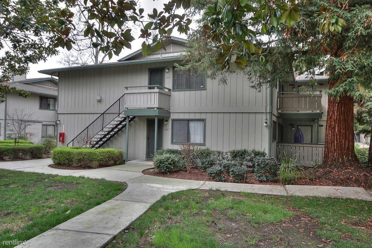 Foto principal - 3 br, 2 bath Condo - 4071 Murray Common