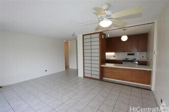 Building Photo - 1511 Nuuanu Ave