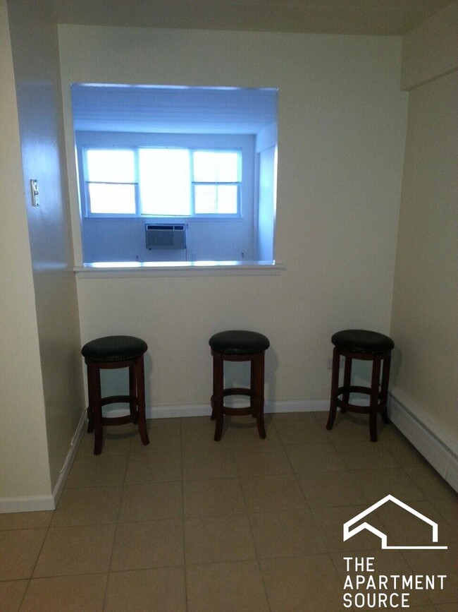 Foto del edificio - 6821 N Sheridan Rd