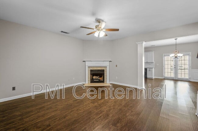 Building Photo - 2048 Lakeshore Overlook Cir NW