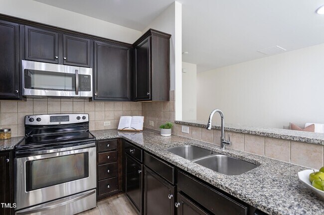 Foto del edificio - 117 Cobalt Creek Way