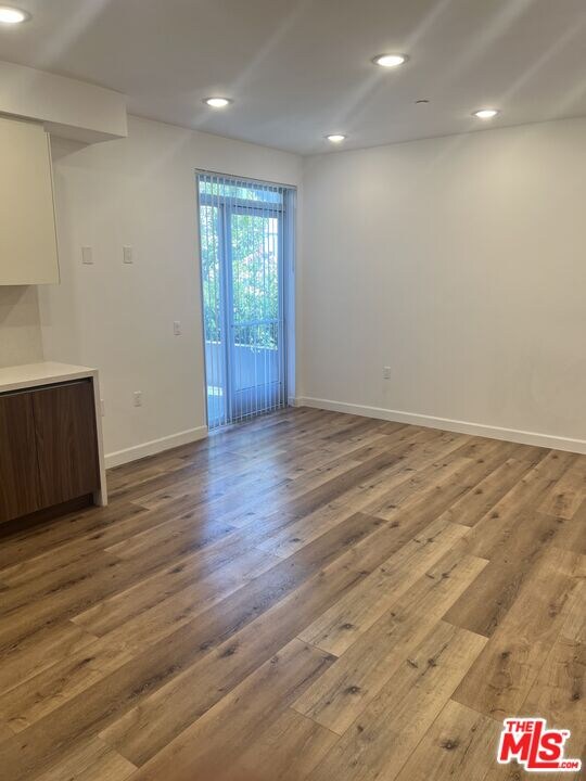 Foto del edificio - 1143 Glenville Dr