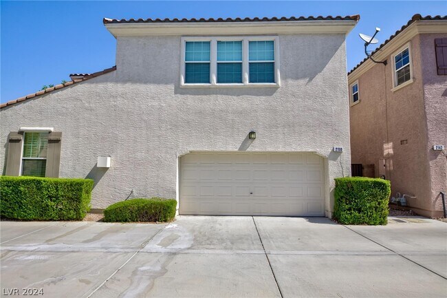 Building Photo - 2150 Cast Pebble Dr