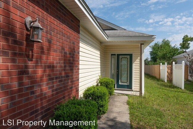Foto del edificio - 3 br, 2 bath House - 3423 Ten Acres Road