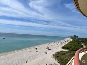 Building Photo - 15645 Collins Ave
