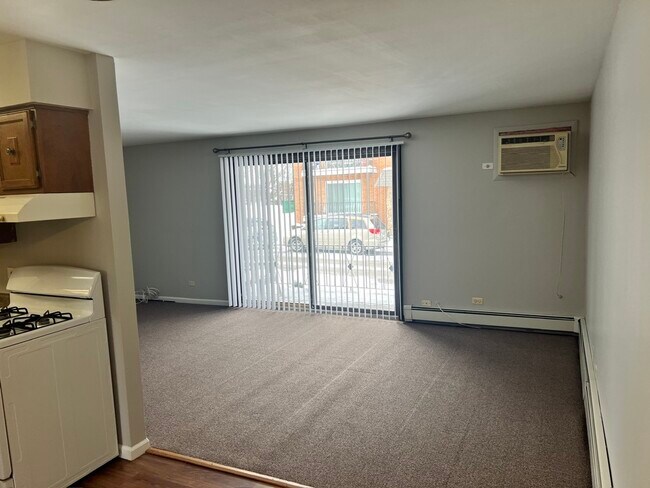 Foto del edificio - 1443 Carriage Ln