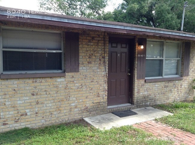 Building Photo - 8940 Temple Terrace Hwy