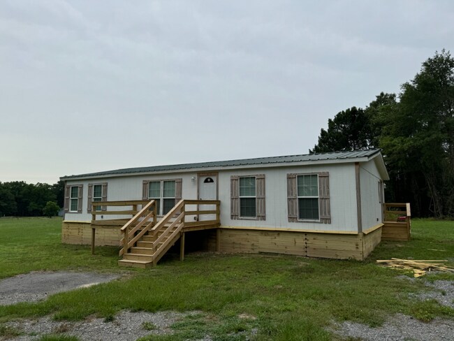 Foto del edificio - 5723 Atwood Rd