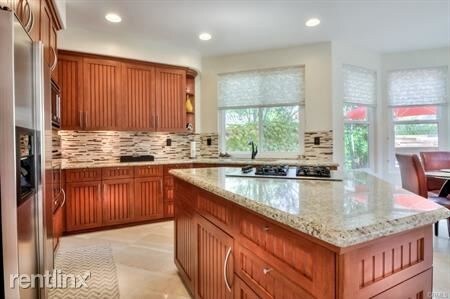 Building Photo - 4 br, 3 bath House - 26 Alamitos