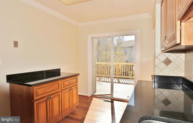 Building Photo - 7506 Oldham Way