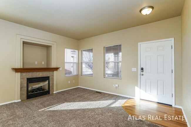 Foto del edificio - 7415 Flathead Lake Dr