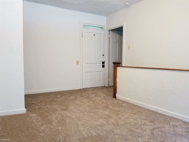 Foto del edificio - 3 br, 2 bath Apartment - 77 Bates Street