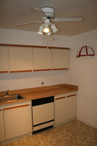Foto del edificio - 4000 Gypsy Ln