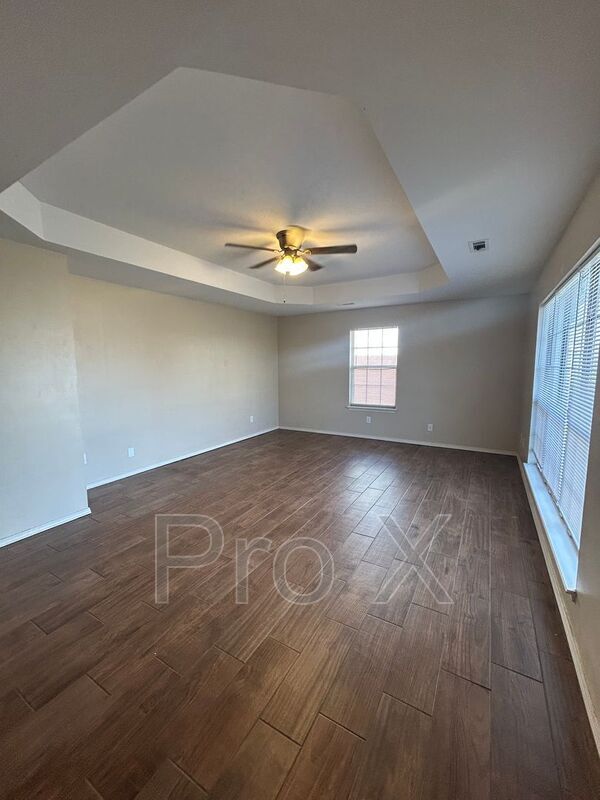 Building Photo - 1403 Camellia Dr