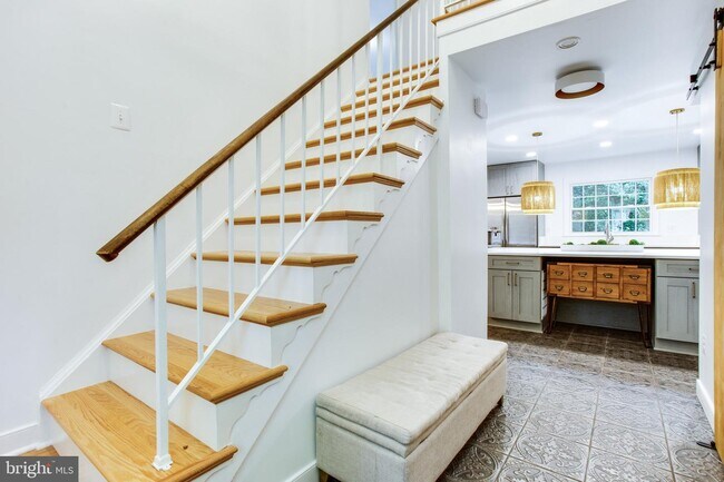 Foto del edificio - 1805 Batten Hollow Rd