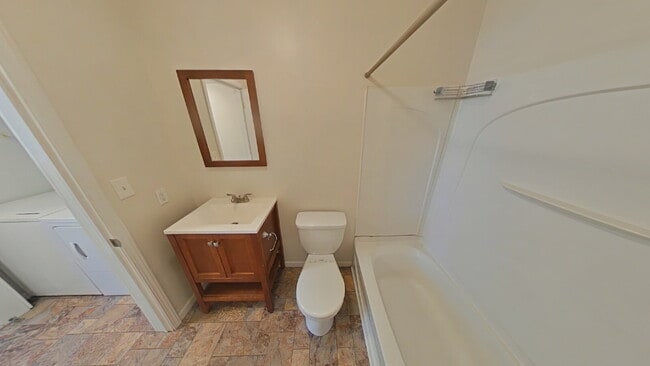 Building Photo - "1-Bed Oasis in Romeo: Cozy 650 Sq. Ft. Re...