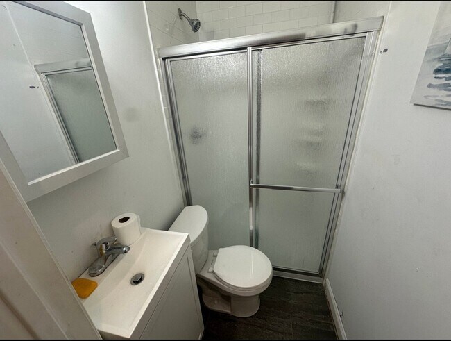Foto del edificio - 1603 W Diamond St