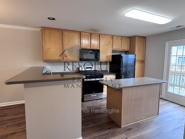 Building Photo - 9804 Grettle Ct