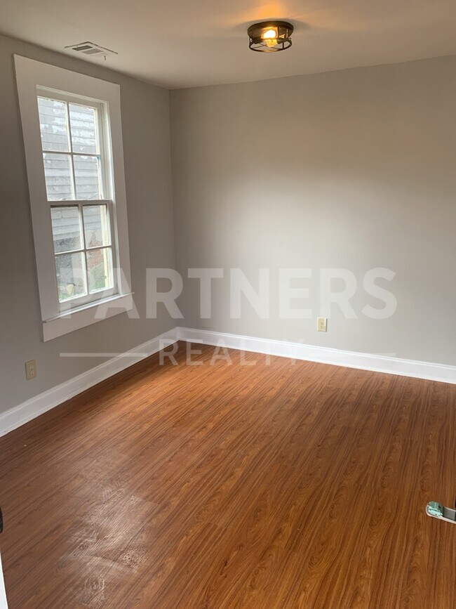 Foto del edificio - 121 Hanrick St