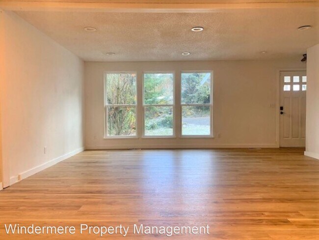 Foto del edificio - 3 br, 2 bath House - 3800 Banner Road SE