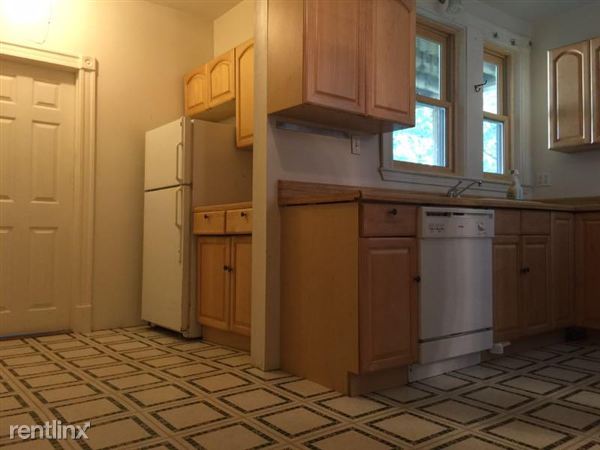 Primary Photo - 177 Maple St