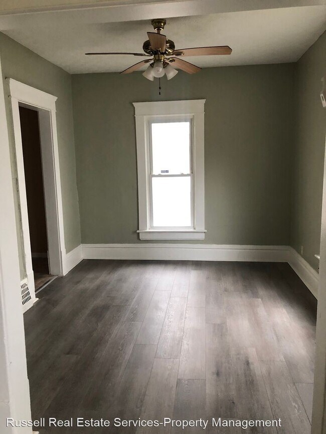 Building Photo - 4 br, 1 bath House - 483 Douglas St