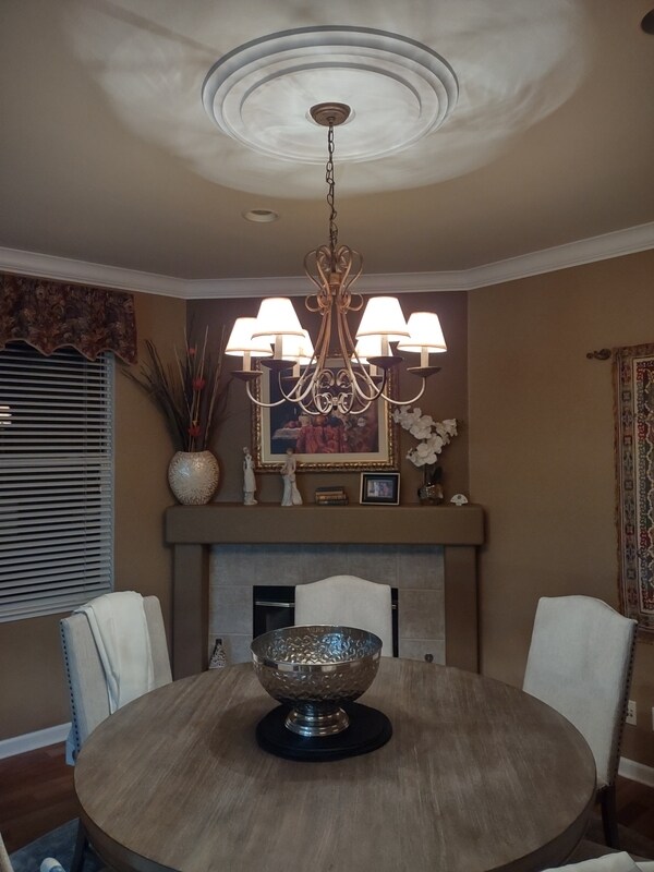 Foto del edificio - 1122 Mitchell Ln