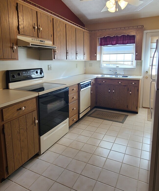 Foto del edificio - 355 Stonegate Ct