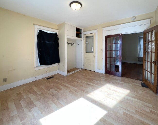 Building Photo - 2133 N 14th St