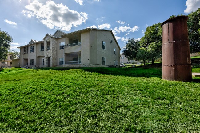 Pecan Orchard Apartments New Braunfels Tx Building Photo Pecan Orchard