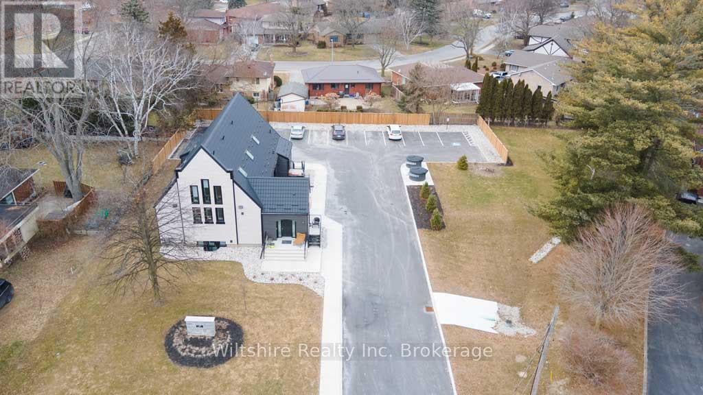 Primary Photo - 14-14 Glendale Dr
