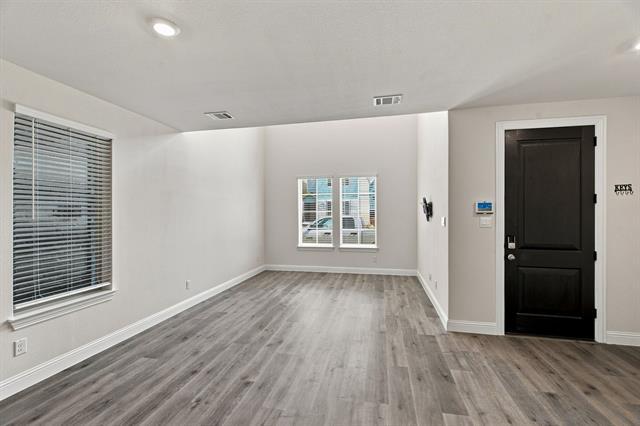 Building Photo - 1012 Snapdragon Dr