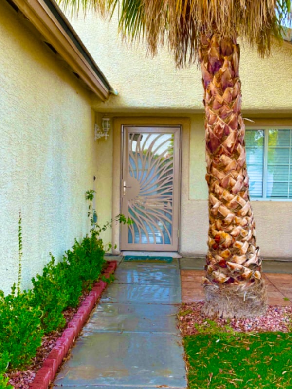 Foto del edificio - 4928 Whispering Spring Ave
