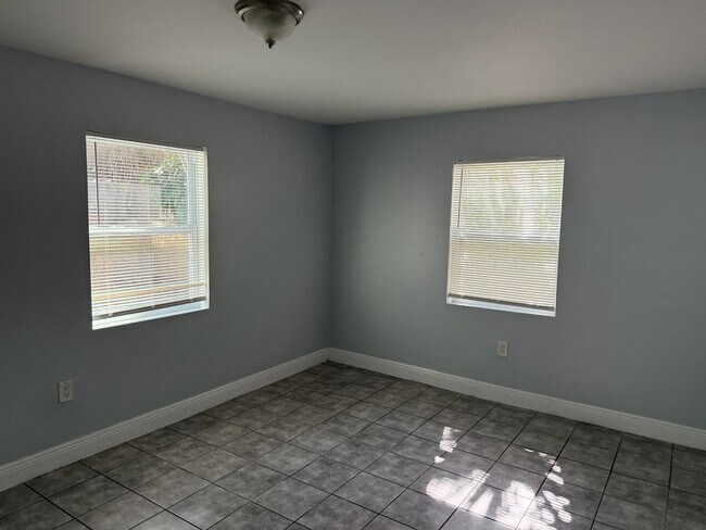 Foto del edificio - 805 3rd St