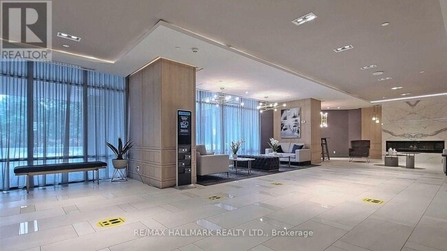 Building Photo - 621 Sheppard Ave E