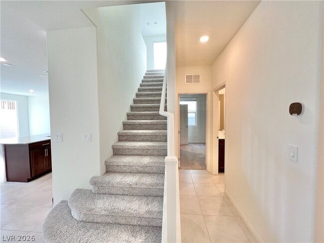 Foto del edificio - 8646 Valley Village St