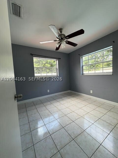 Foto del edificio - 441 NE 43rd St
