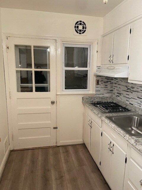 Building Photo - 2218 Vailthorn Rd