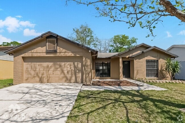 Building Photo - 712 Stillview Cir
