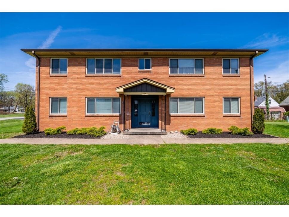 Primary Photo - 408 N Clark Blvd