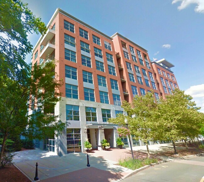 33 N. Water St - 33 N Water St