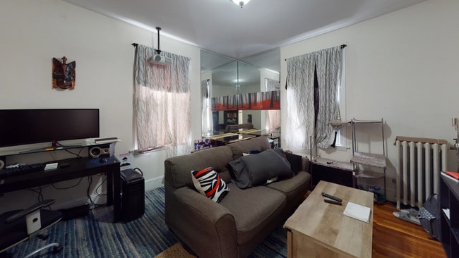 Photo - 22 Chiswick Rd Townhome