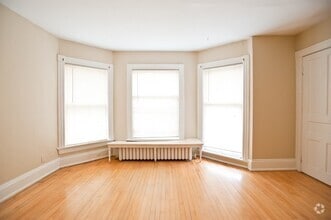 Building Photo - 2216 E Ivanhoe Pl