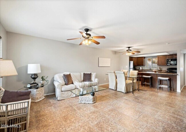 Building Photo - 16534 E Arroyo Vista Dr