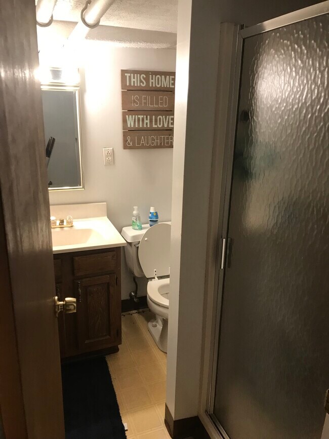 Foto del edificio - 29 Cameron Ave