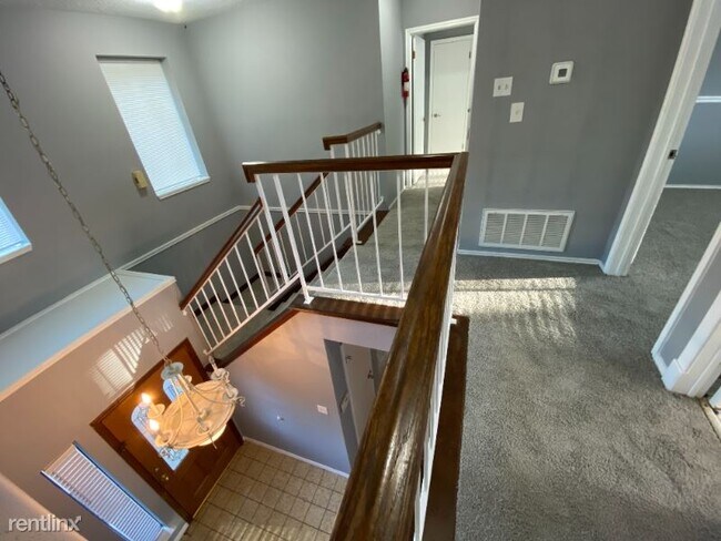 Building Photo - 4 br, 2.5 bath House - 13327 Scamp Dr