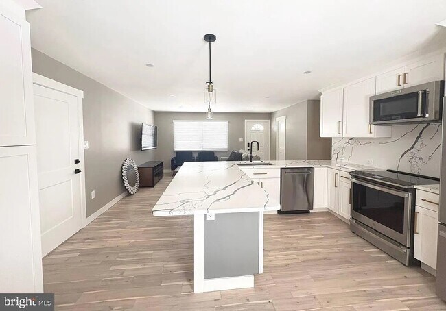 Foto del edificio - 13223 Hawthorn Ln