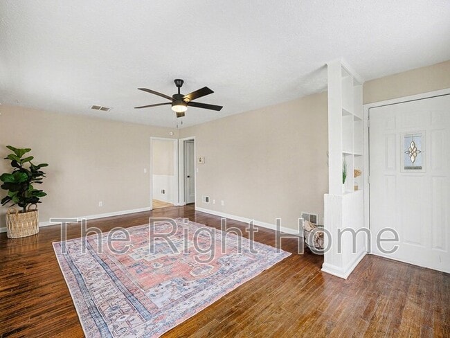 Building Photo - 3721 N 60th St