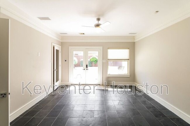 Foto del edificio - 4313 Floyd St