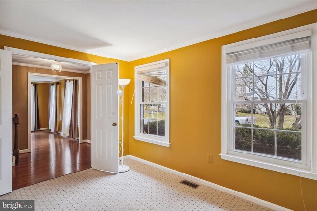 Foto del edificio - SINGLE FAMILY HOME IN DERWOOD
